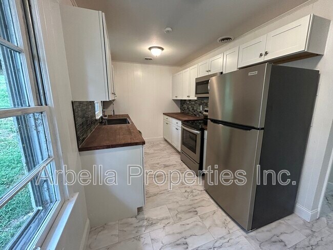 Foto del edificio - 1316 Windsor Ave