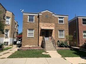Building Photo - 4912 W Eddy St