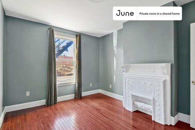Foto del edificio - Room in Shared 7 bed/2 bath home in Allston