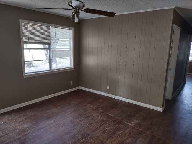 Foto del edificio - 101 Oakdale St