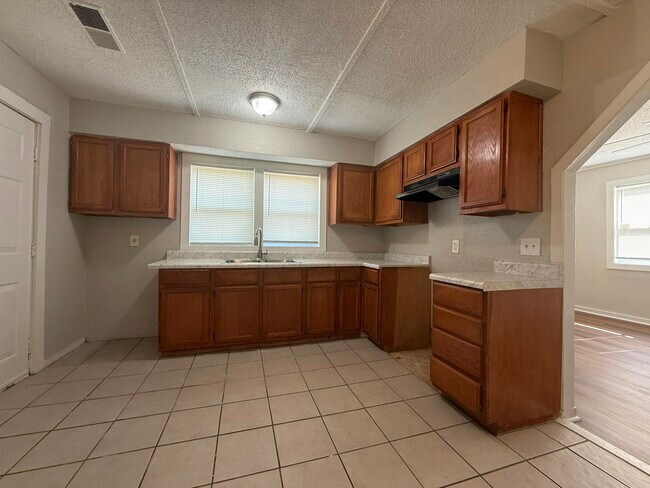 Foto del edificio - 3637 Winston Dr