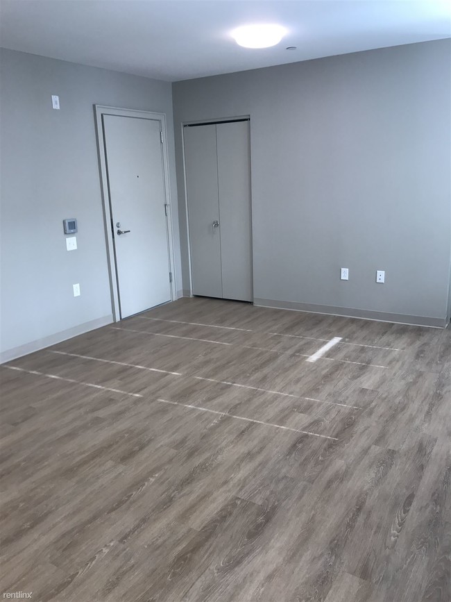 Foto del edificio - 770 C St NE