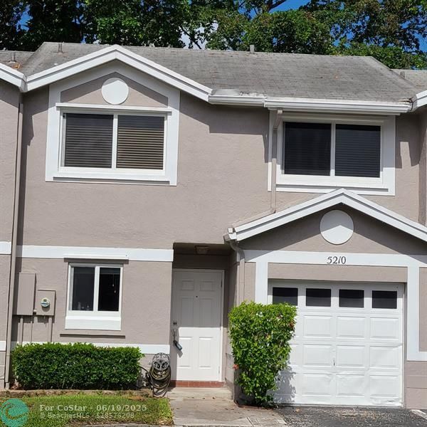 Building Photo - 5210 SW 121st Ave