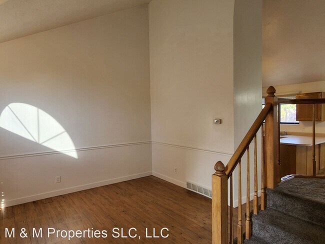 Foto del edificio - 4 br, 2.5 bath House - 6847 S Beargrass Rd