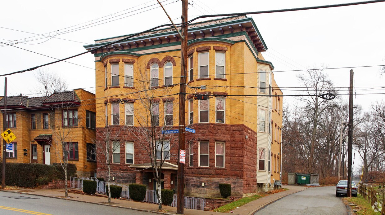 Primary Photo - 6803 Frankstown Ave