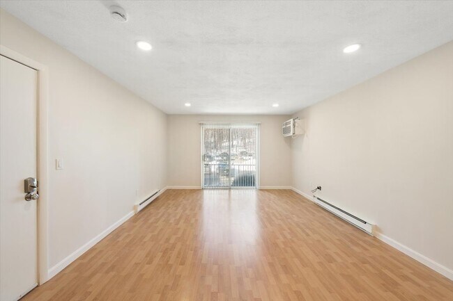 Foto del edificio - 176 Swanson Rd