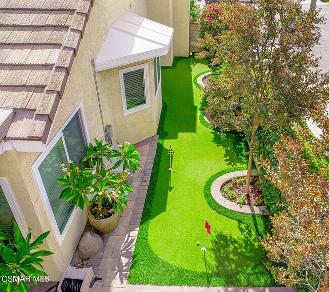 Building Photo - 5827 Stonecrest Dr