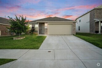 Building Photo - 429 Frio Pass Trl