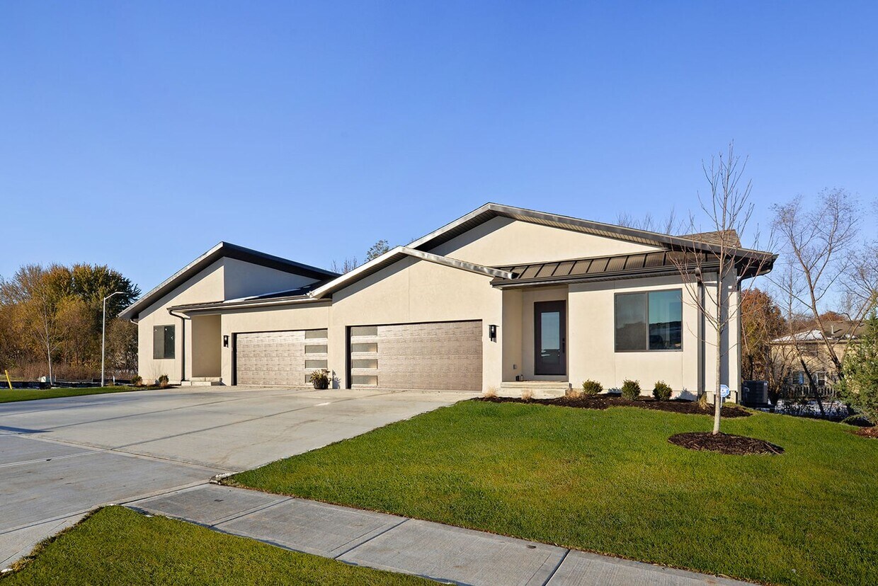 Foto principal - Lot 174