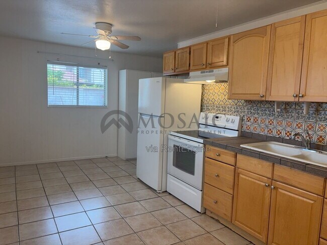 Foto del edificio - 1425 N 85th Pl