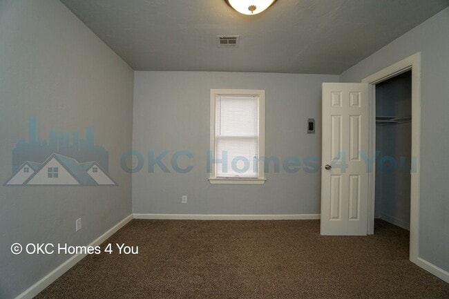 Building Photo - Updated 2 Bedroom in NW OKC! Save 50% off ...
