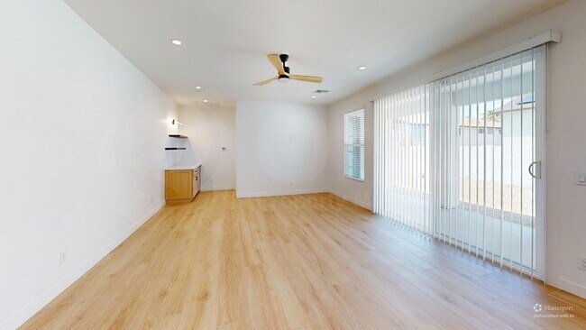 Foto del edificio - 4846 E Downing Cir