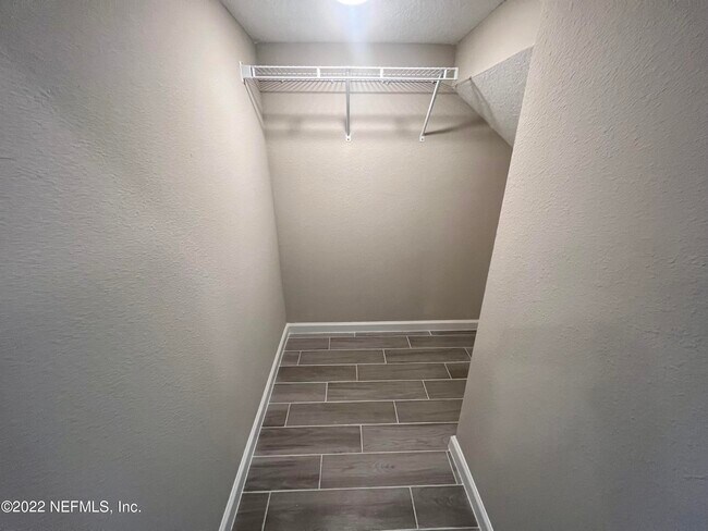 Foto del edificio - 421 Boracay Cir