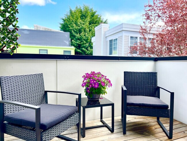 Foto del edificio - 700 Broadway E