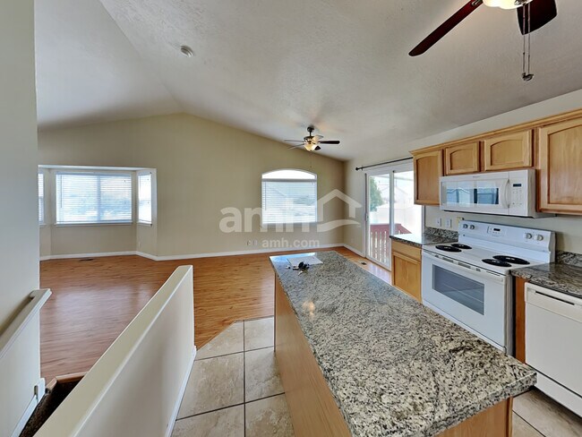 Foto del edificio - 5895 W Jackling Way