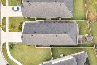 Building Photo - 9316 Colonial Bent Pl