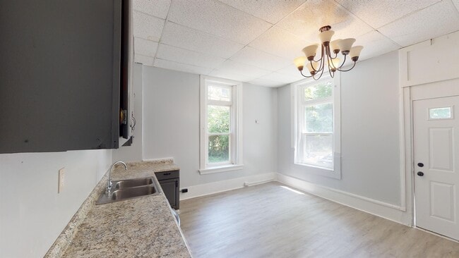 Building Photo - 2630 Stanton Ave