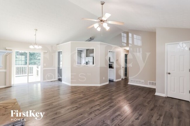Foto del edificio - 273 Fairview Oak Pl