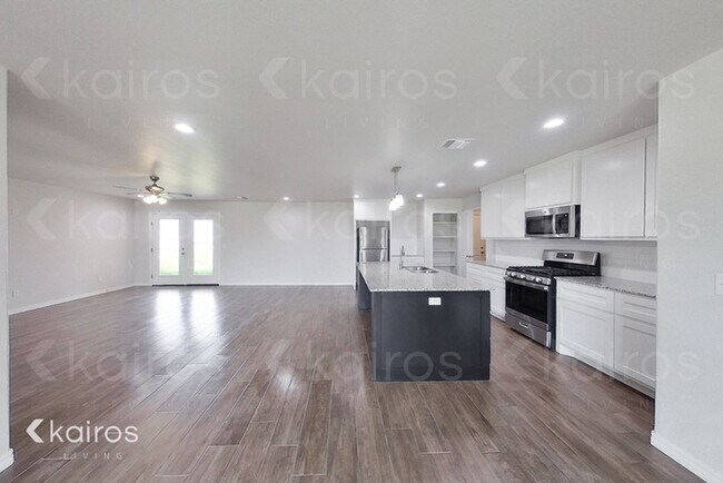 Foto del edificio - 2702 Daytona Ave