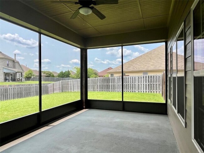 Foto del edificio - 9408 Tillman Ct