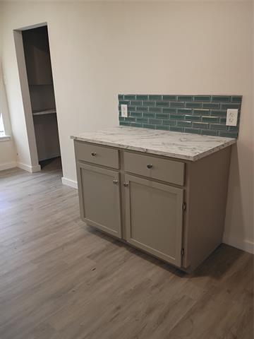 Foto del edificio - 2938 Healey Dr