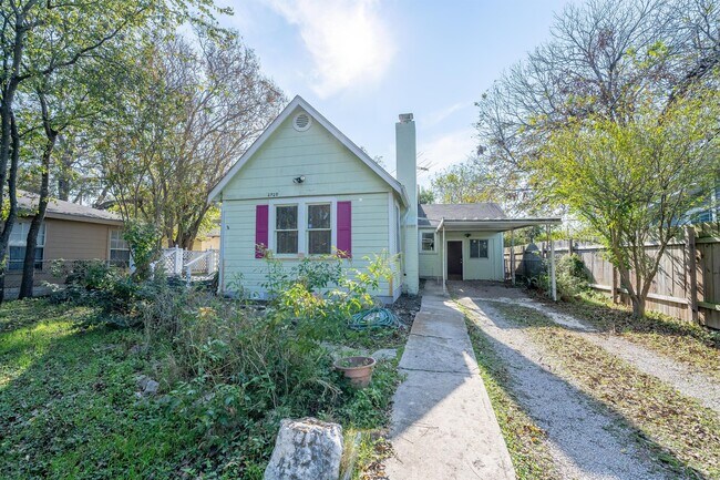 Building Photo - 1710 Edison Dr