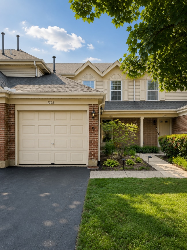 Building Photo - 1263 N Wellington Ct