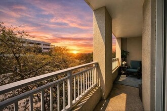 Building Photo - 480 Hibiscus St