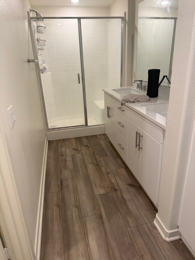 Foto del edificio - 8258 Spirit St