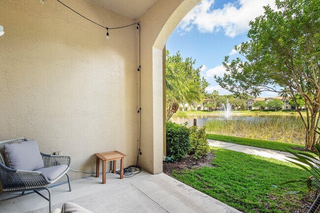 Building Photo - 4890 Bonsai Cir