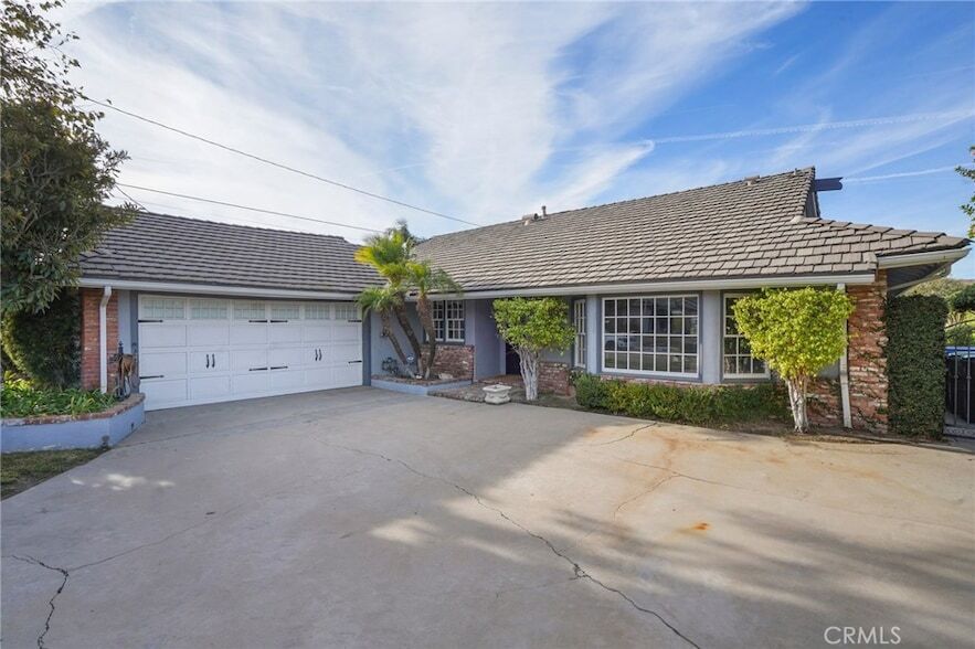 Foto principal - 12281 Woodley Ave