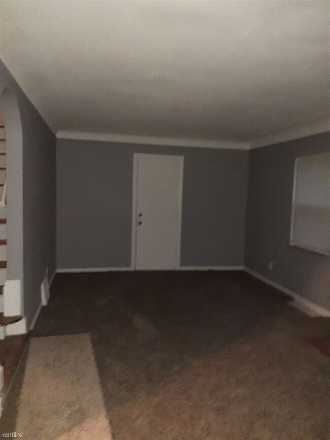 Building Photo - 3 br, 1 bath House - 10400 Roxbury St