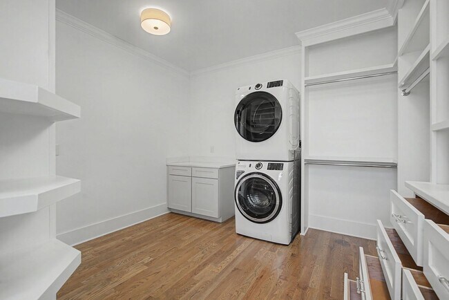Foto del edificio - 118B Fern Ave