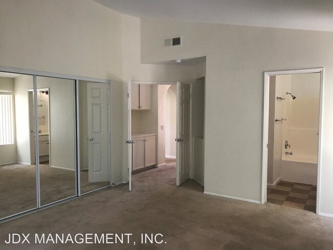 Building Photo - 3 br, 2 bath House - 1202 CORTE CIELO