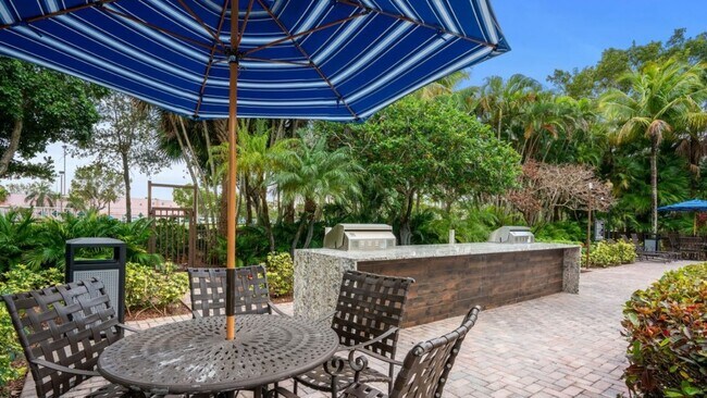 Building Photo - 11500 NW 56th Dr