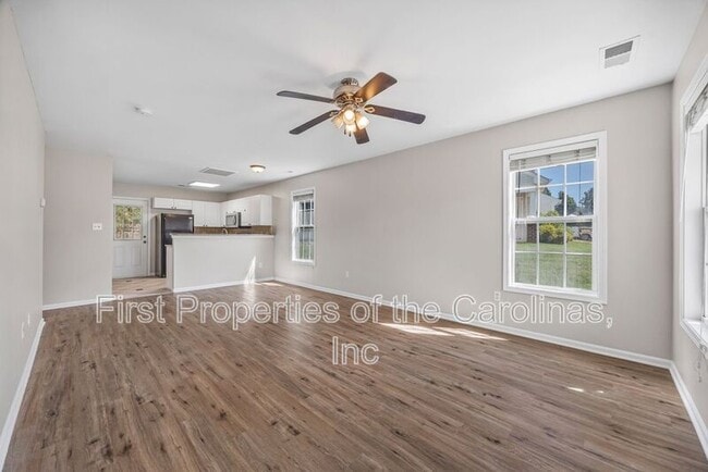 Building Photo - 1544 Tiana Way