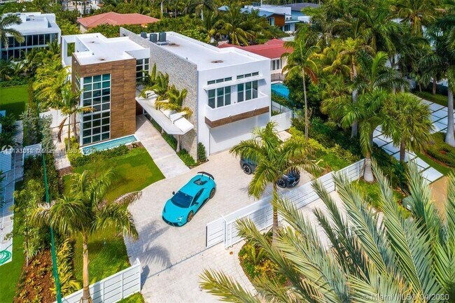 Building Photo - 274 Ocean Blvd