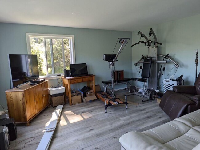 Foto del edificio - 95810 N Bank Rogue River Rd