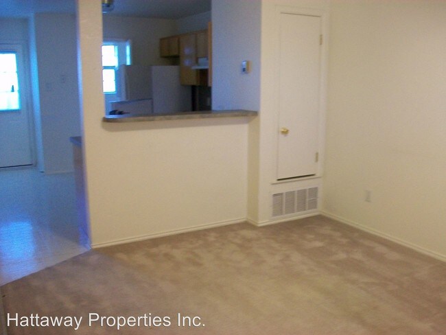 Building Photo - 4204 Deek Dr