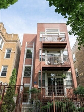 Building Photo - 6507 N Bosworth Ave