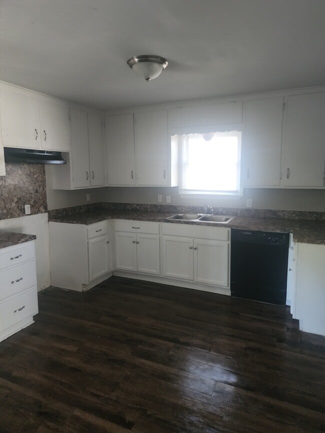 Foto del edificio - 512 S Judd St