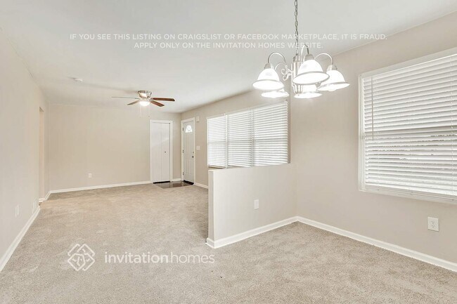Foto del edificio - 2284 Headland Dr