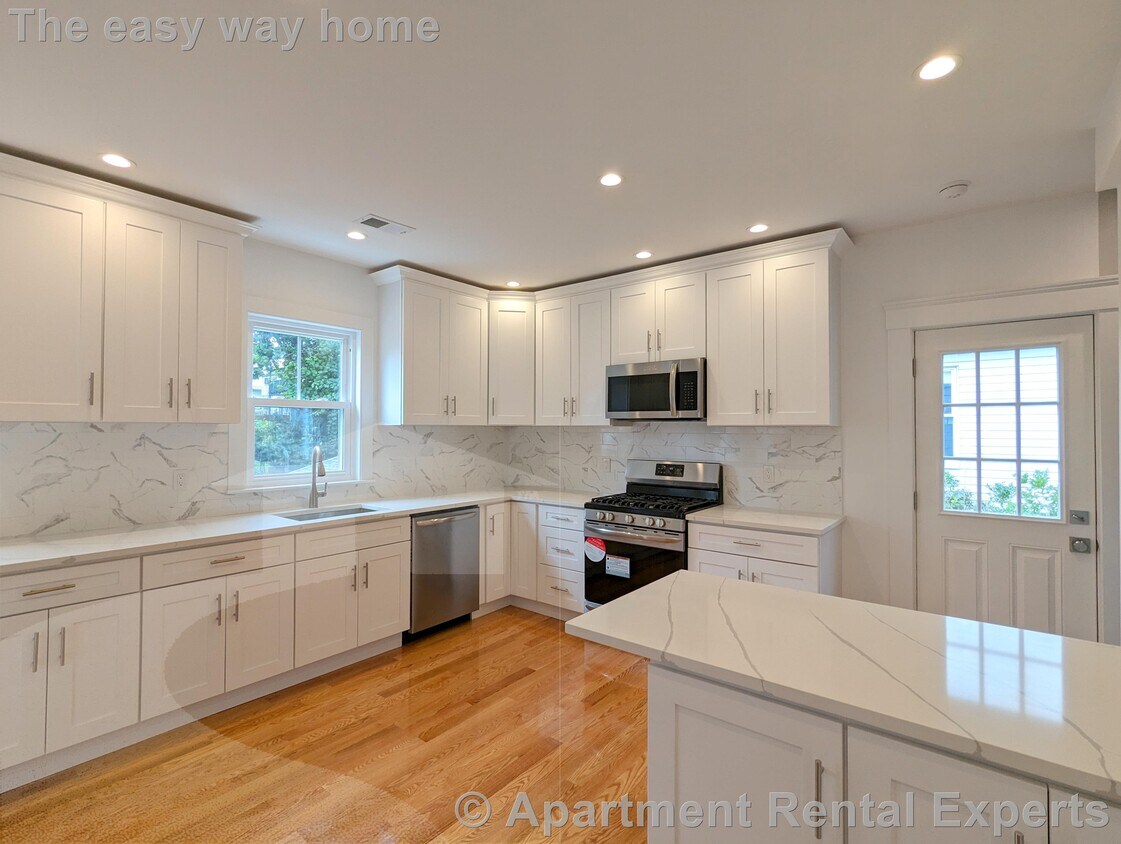 Foto principal - 74 Heath St