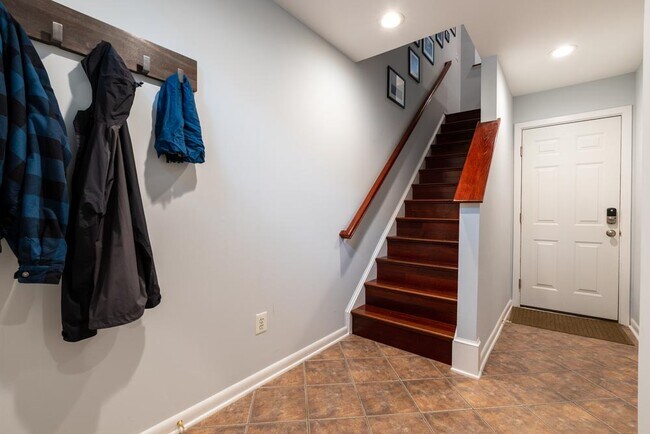 Foto del edificio - 2115 13th St NW