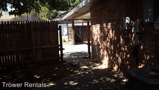 Building Photo - 3 br, 2 bath House - 2741 Pagewood