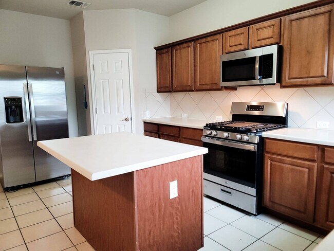 Foto del edificio - 11012 Liberty Farms Dr