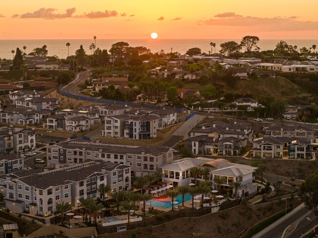 Building Photo - RIVA
