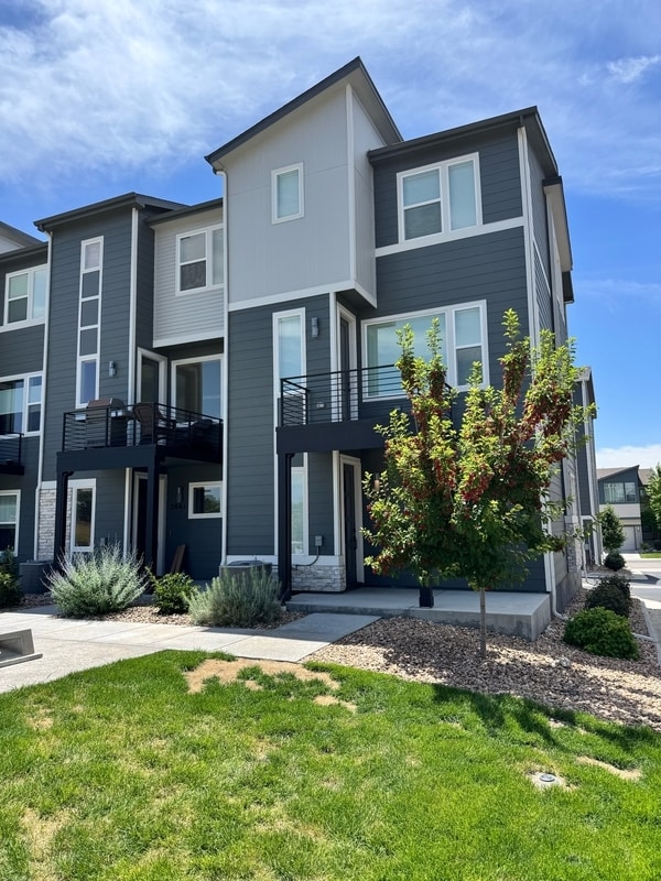 Building Photo - 2865 W 69th Ave