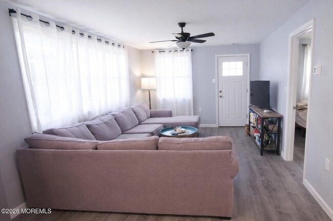 Foto del edificio - 700 Anglesea Ave