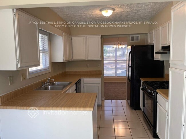 Building Photo - 11060 Indian Village Dr